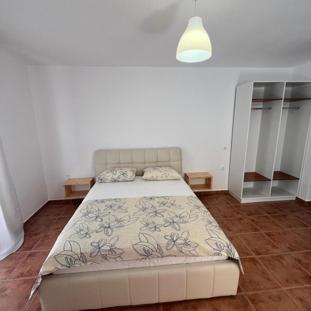 Villa Mirjan Sarande Ngoại thất bức ảnh