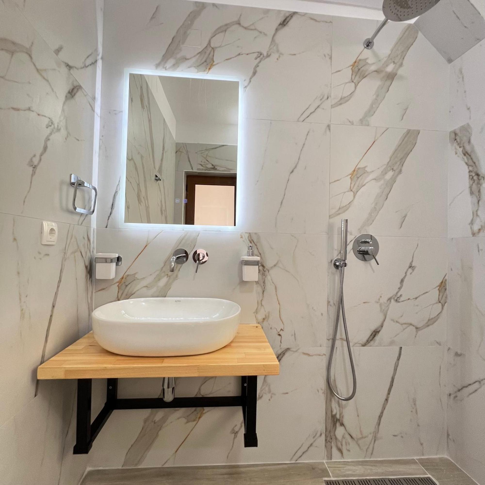 Villa Mirjan Sarande Ngoại thất bức ảnh