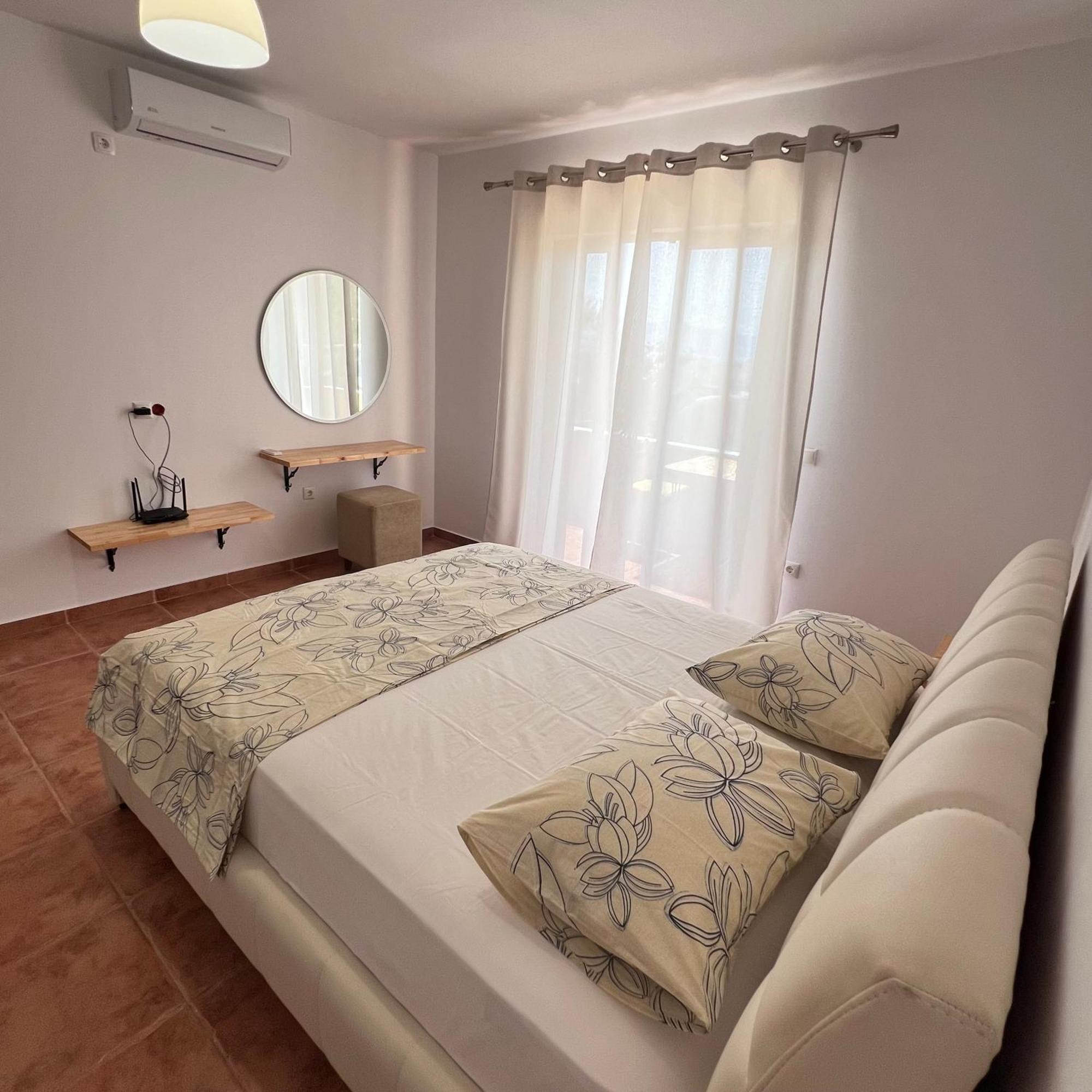 Villa Mirjan Sarande Ngoại thất bức ảnh