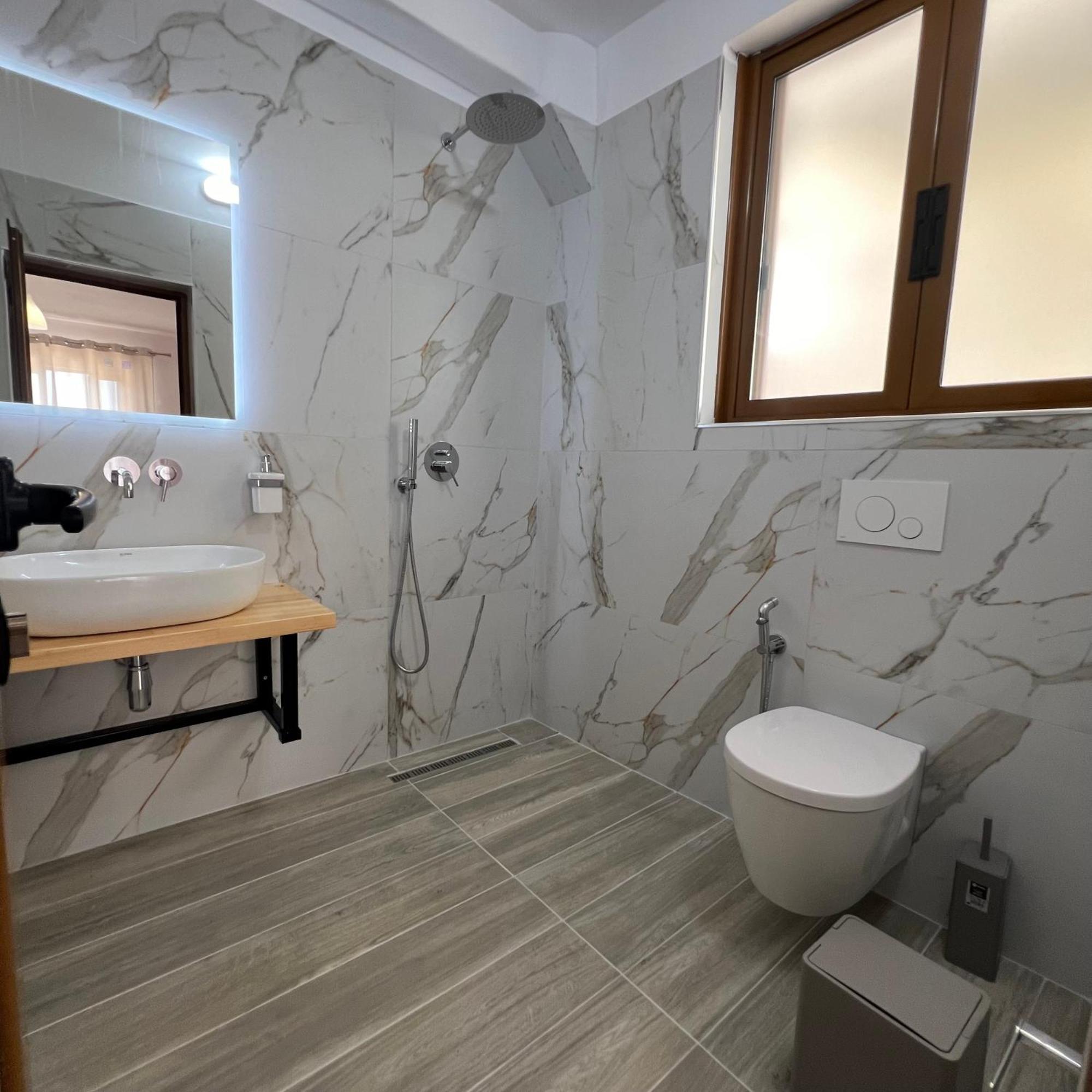 Villa Mirjan Sarande Ngoại thất bức ảnh